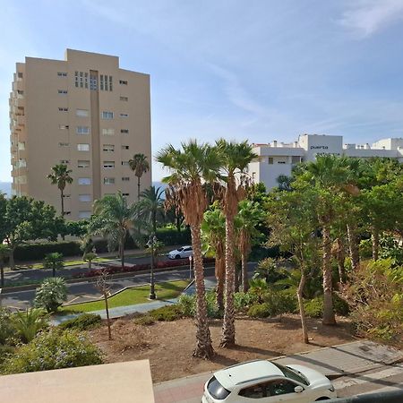 Central 2-Bed Apartment In Estepona Port エクステリア 写真