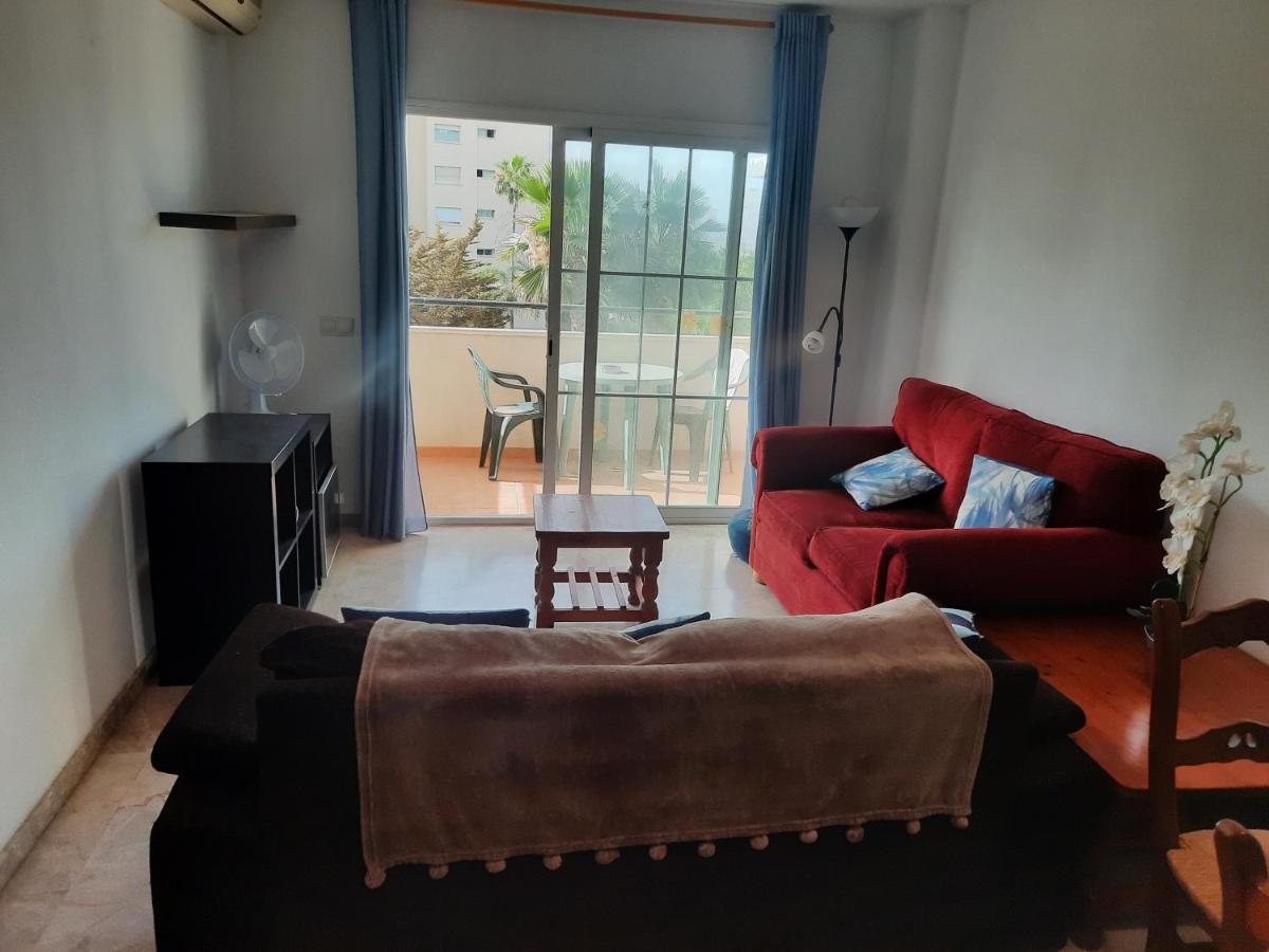 Central 2-Bed Apartment In Estepona Port エクステリア 写真